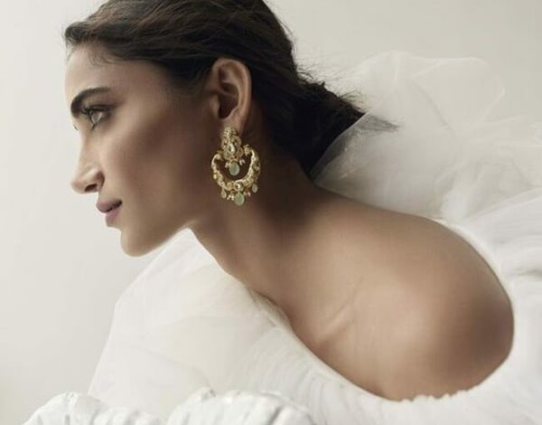 Arthara partner with Sanit Verma for associate jewelry line